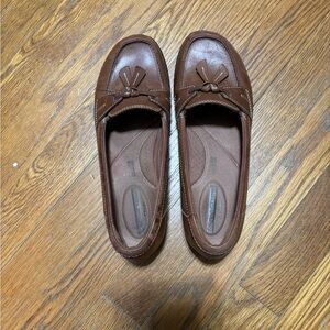 Clarks Womens Ashland Bubble Loafers